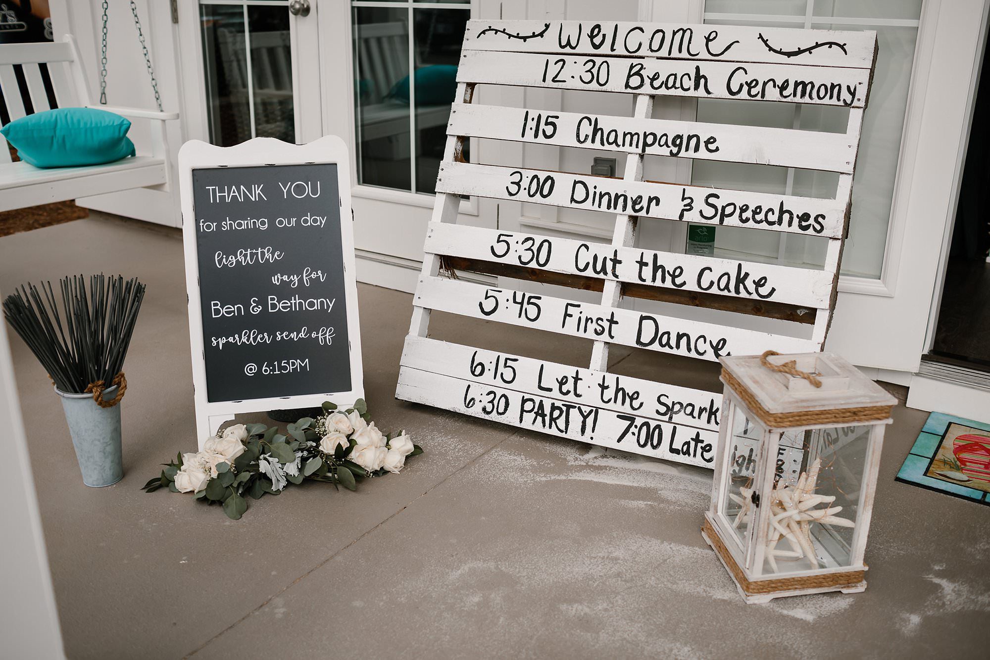 Unique wedding signage white shipping pallet and chalk board